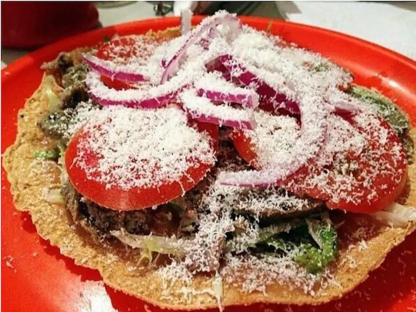 Colimenses, or residents of Colima, have pioneered a particular type of tostada known as tostadas raspadas. 